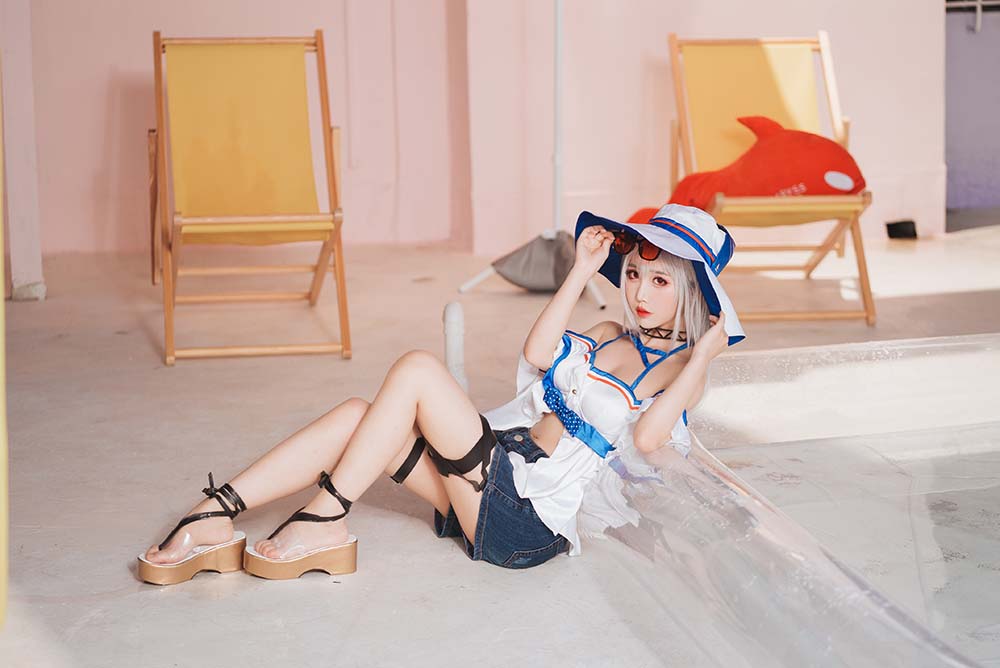 面饼仙儿 – 斯卡蒂泳装 Cosplay-第2张