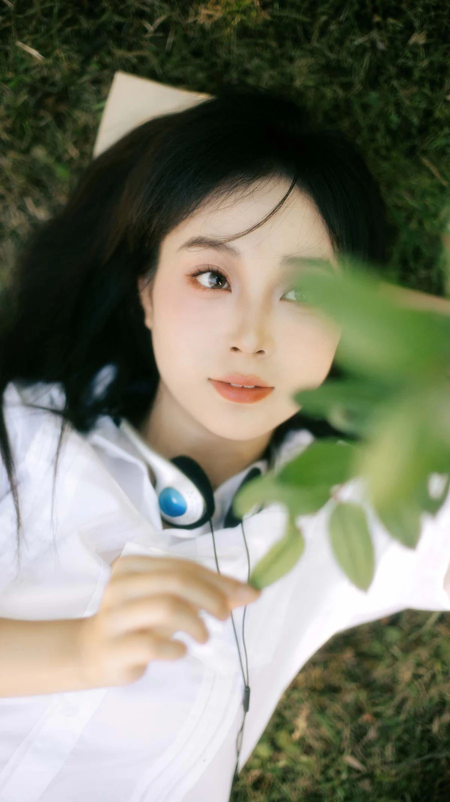 [YITUYU艺图语]2024.11.28 午后 美女不吃榴莲 YITUYU艺图语-第1张