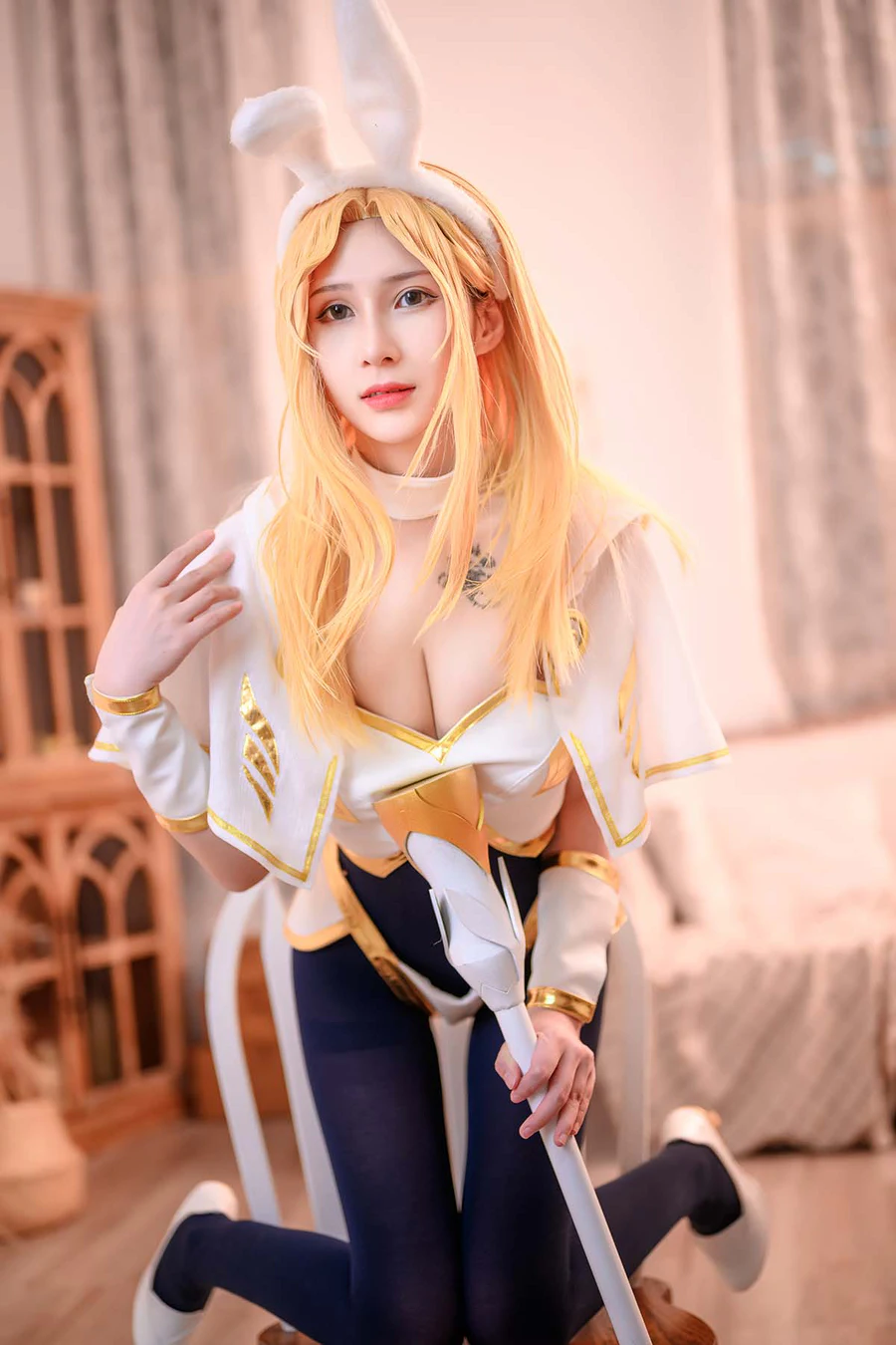 vams子 – 光辉兔女郎 Cosplay-第1张