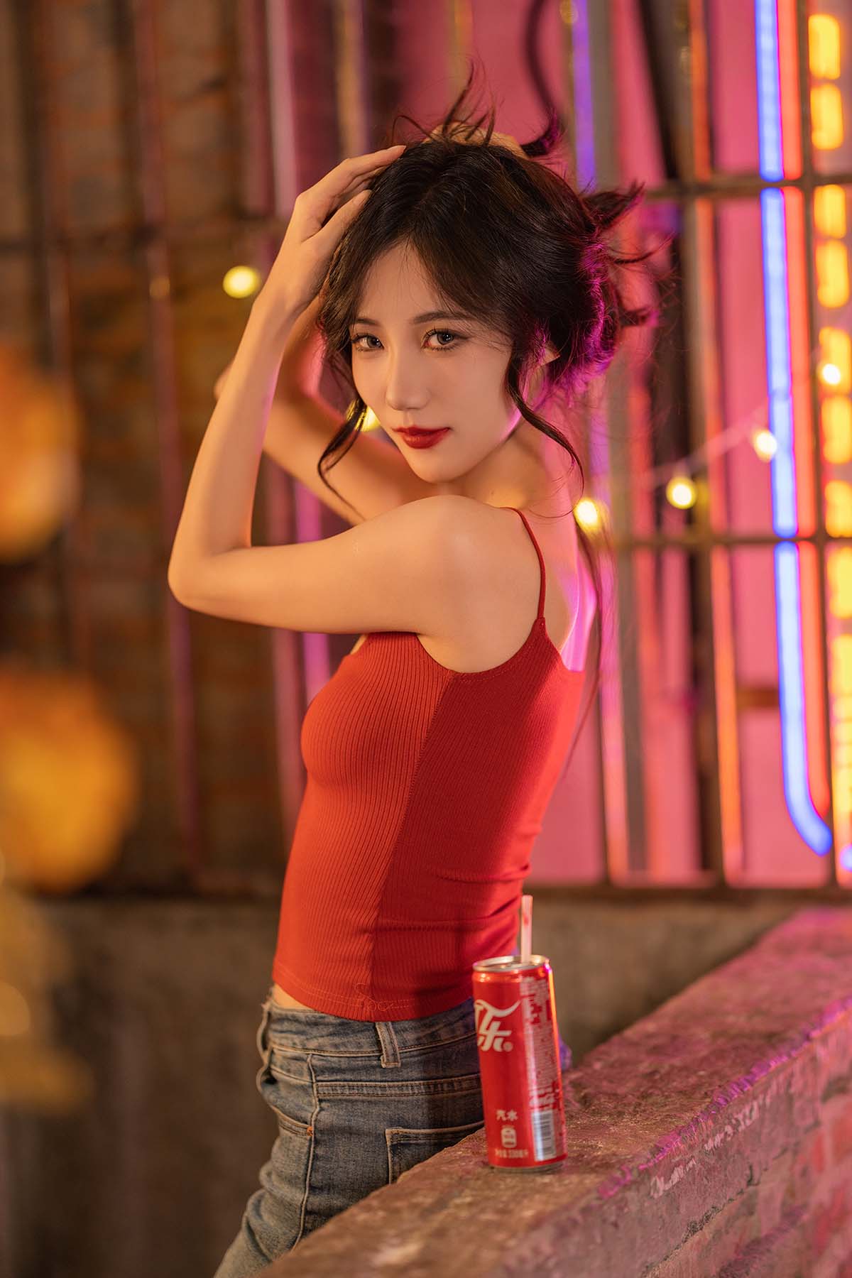 [YITUYU艺图语]2024.12.19 港风辣妹 o1ne万 YITUYU艺图语-第2张