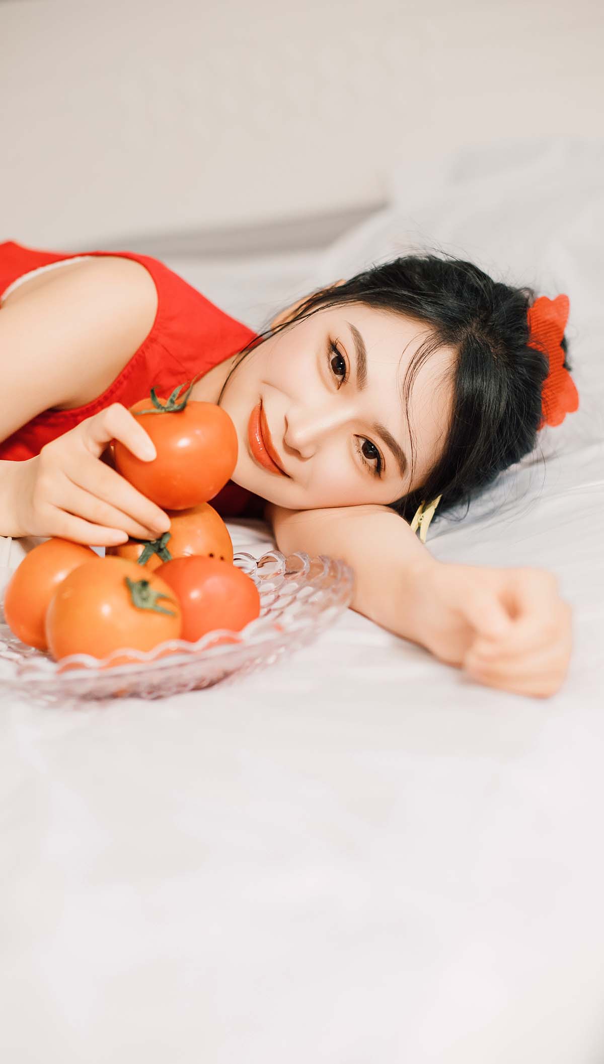 [YITUYU艺图语]2024.12.25 可爱的番茄少女 胡夹子 YITUYU艺图语-第2张