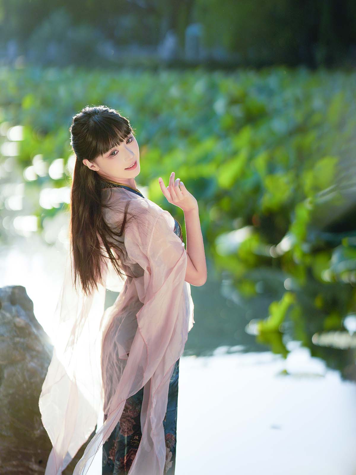 [YITUYU艺图语]2024.12.29 荷塘古韵 二茹Ruth YITUYU艺图语-第1张