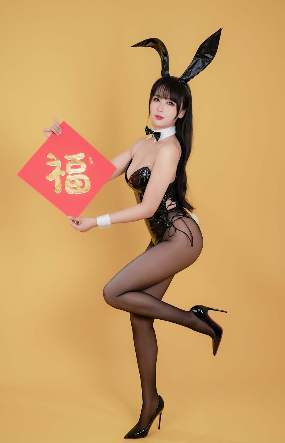 轩萧学姐 – 新春福兔 黑兔女郎 Cosplay-第1张