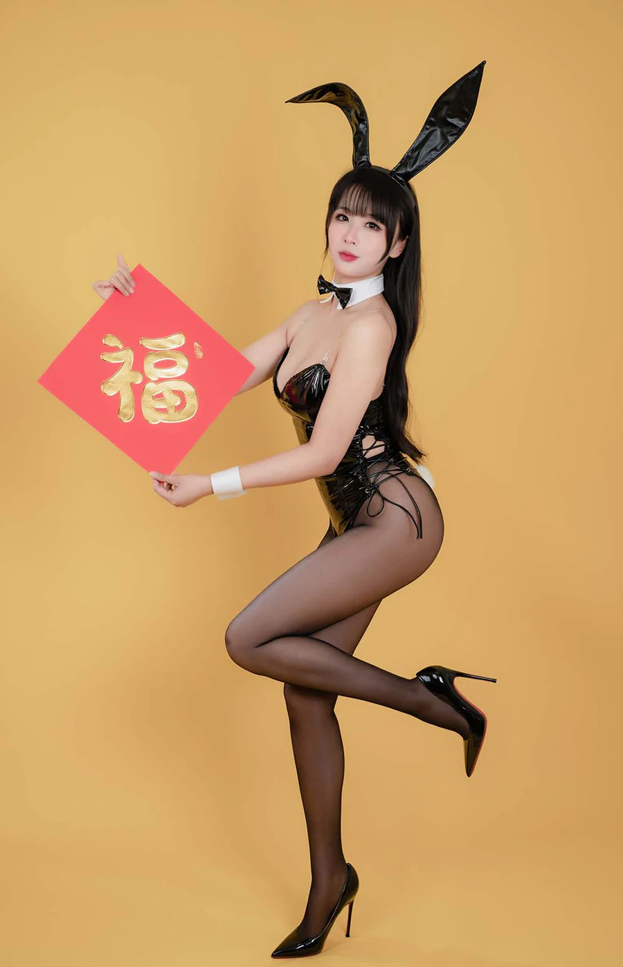 轩萧学姐 – 新春福兔 黑兔女郎 Cosplay-第1张