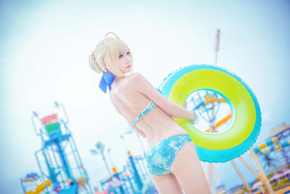 这个泡泡就是逊啦 – 阿尔托莉雅泳装 Cosplay-第2张