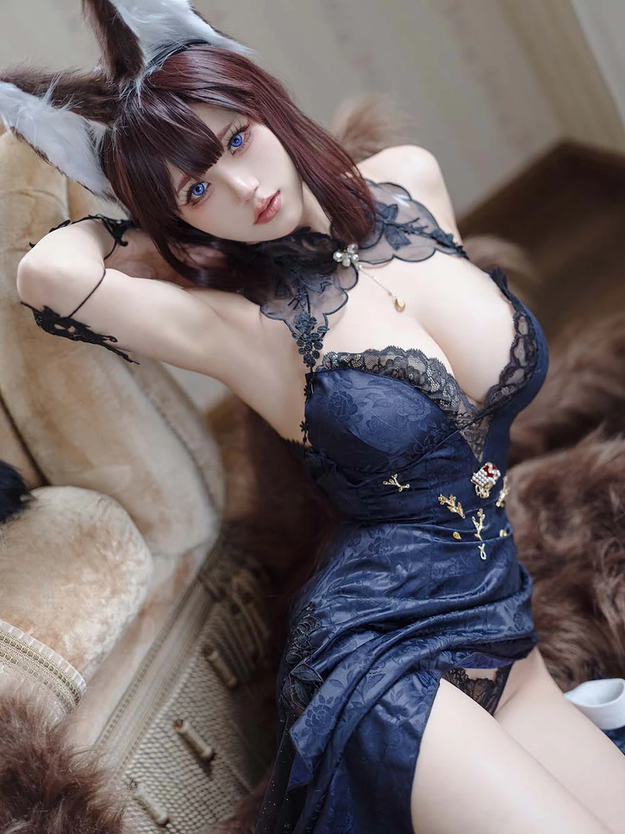 小仓千代w – 天城 红鸢的闲暇片刻 Cosplay-第1张