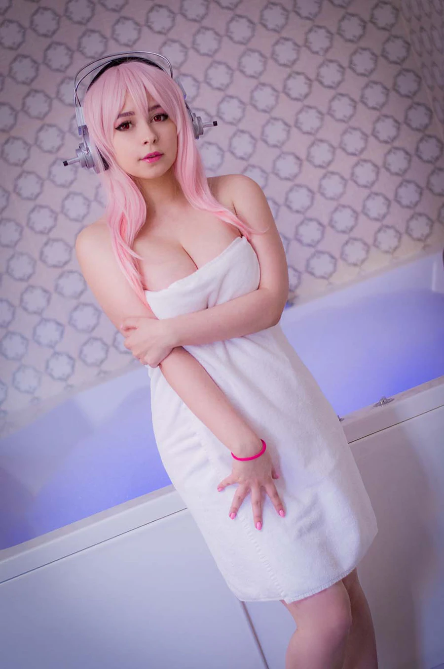Yoshinobi – Sonico Bath Time Cosplay-第1张