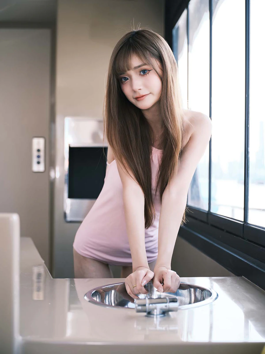 [YITUYU艺图语]2025.01.25 游艇上的糖果少女 小山早见 YITUYU艺图语-第2张