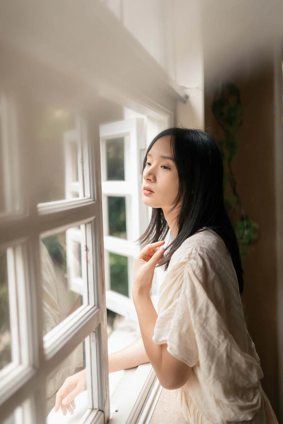 [YITUYU艺图语]2025.02.06 她从光里来 方休。 YITUYU艺图语-第2张