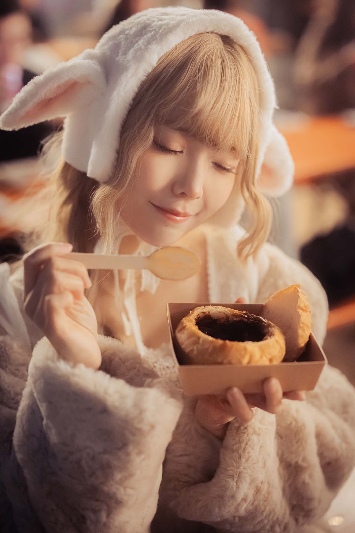 Ely_eee(ElyEE子) – Winter Market Lamb Cosplay-第1张