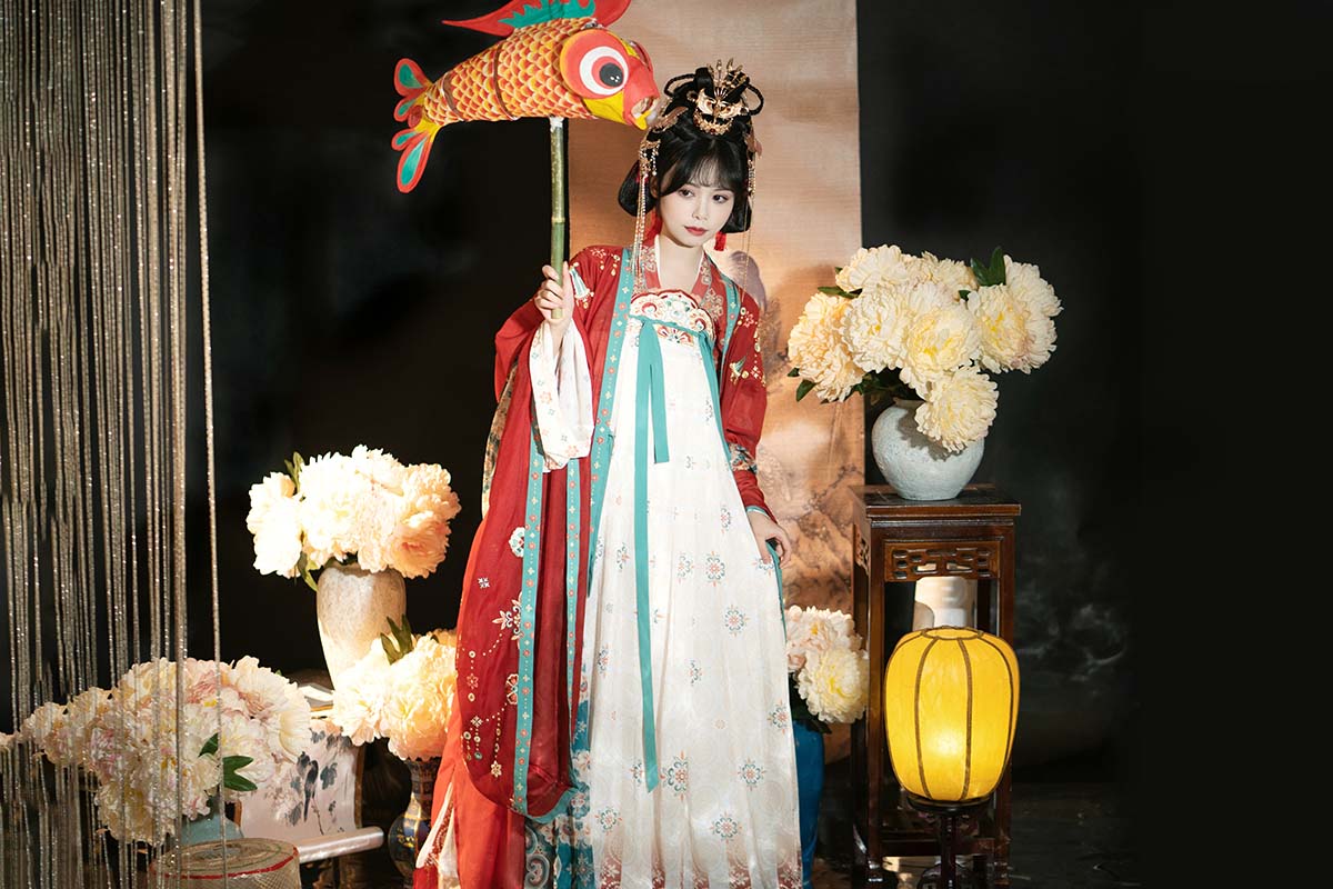 [YITUYU艺图语]2025.02.18 大唐小公主 是妧妧吖 YITUYU艺图语-第2张