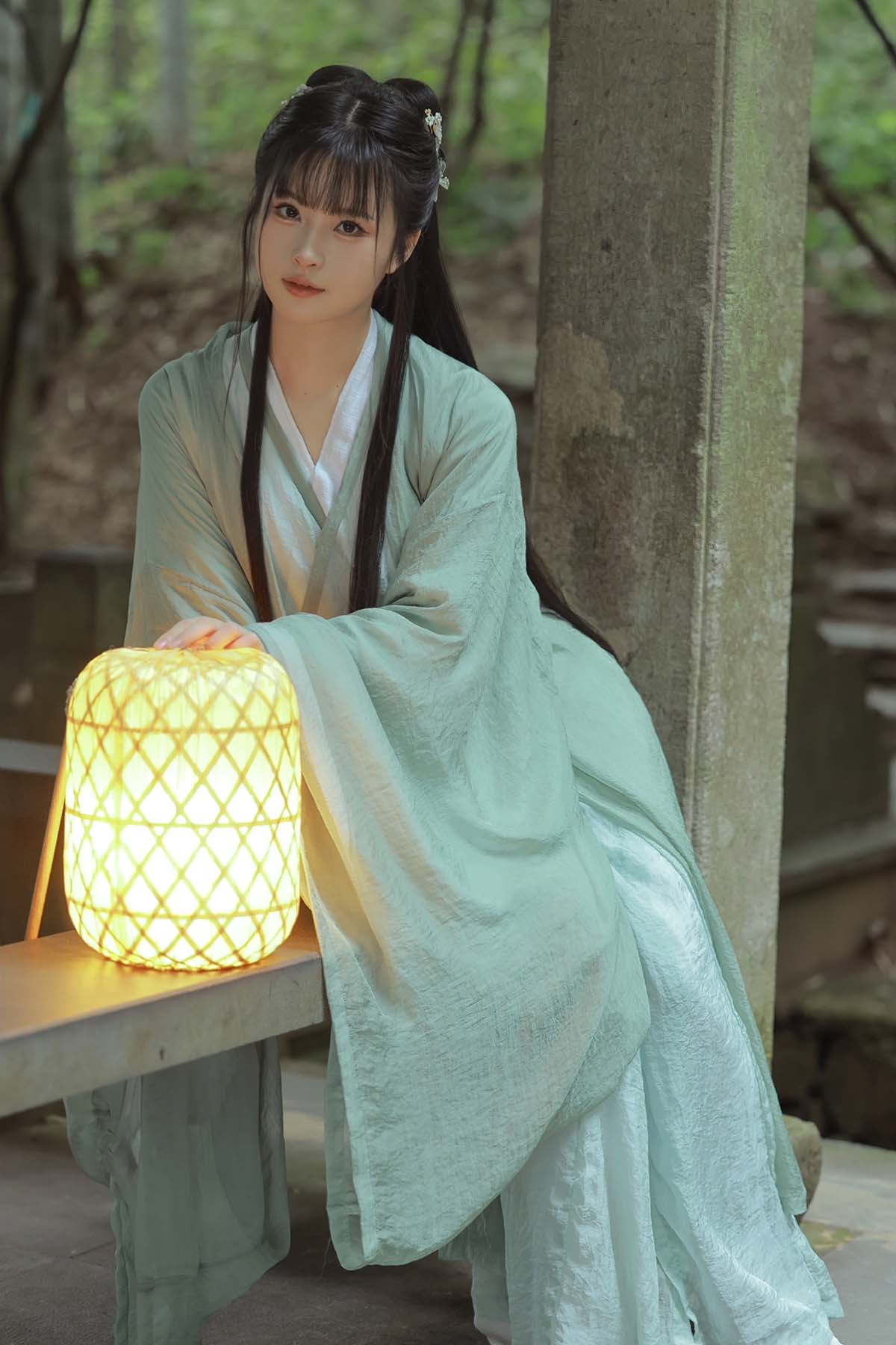 白莉爱吃巧克力 – 古风汉服 Cosplay-第1张
