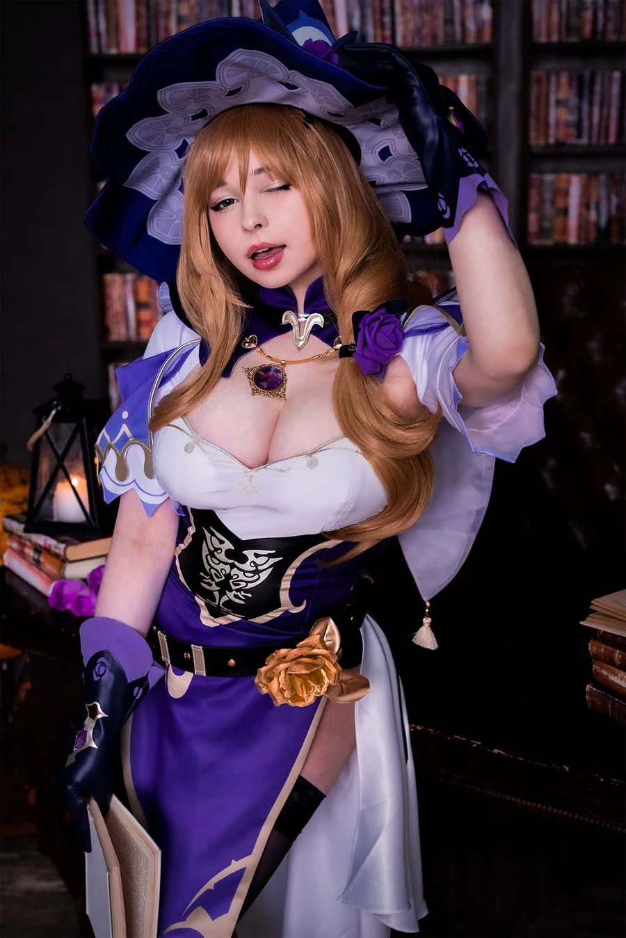 Yoshinobi – Lisa Minci Cosplay-第1张