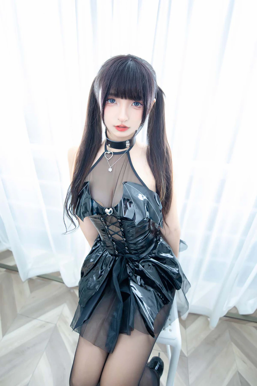 神楽板真冬 – 裤袜小恶魔 Cosplay-第1张