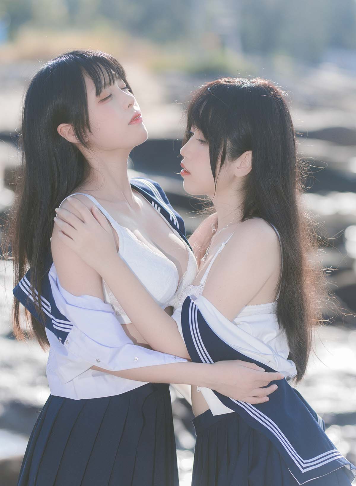 不呆猫 × 三無人型 – 水手服百合黑丝 Cosplay-第1张