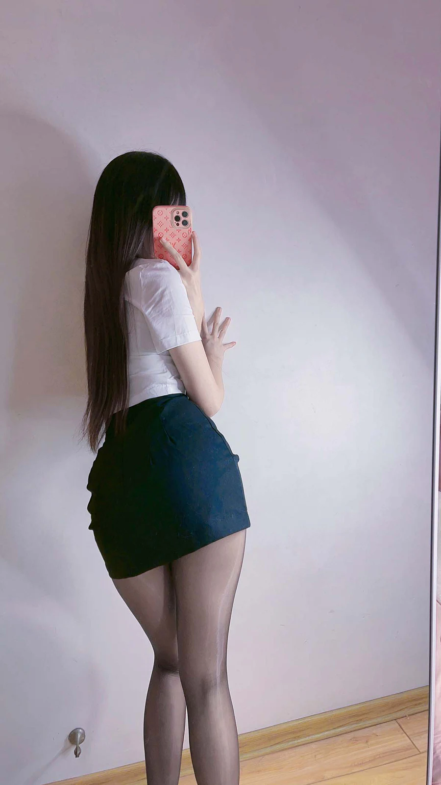 miko酱ww – mikoの黑丝01 Cosplay-第1张