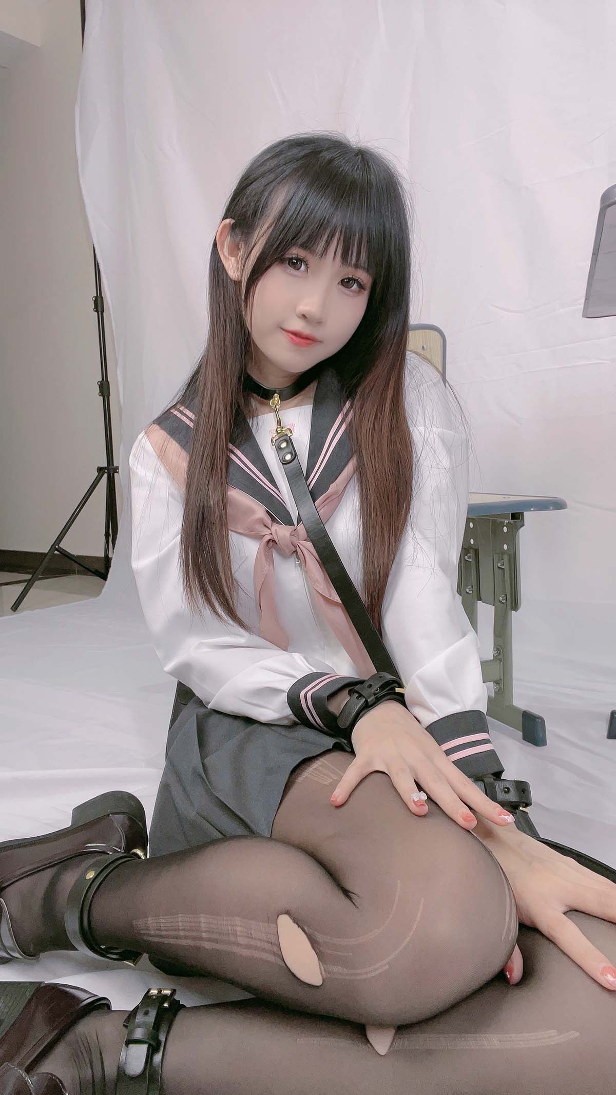 miko酱ww – mikoの黑丝02 Cosplay-第1张