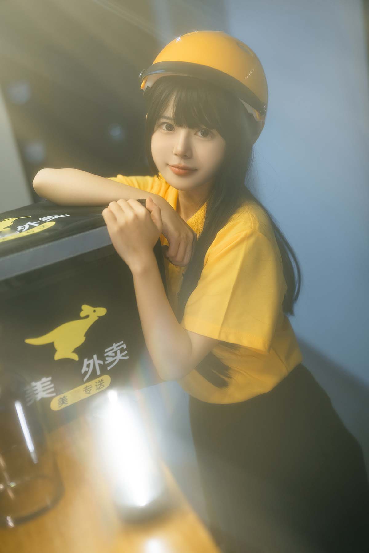 rua阮阮 – 外卖员 Cosplay-第1张