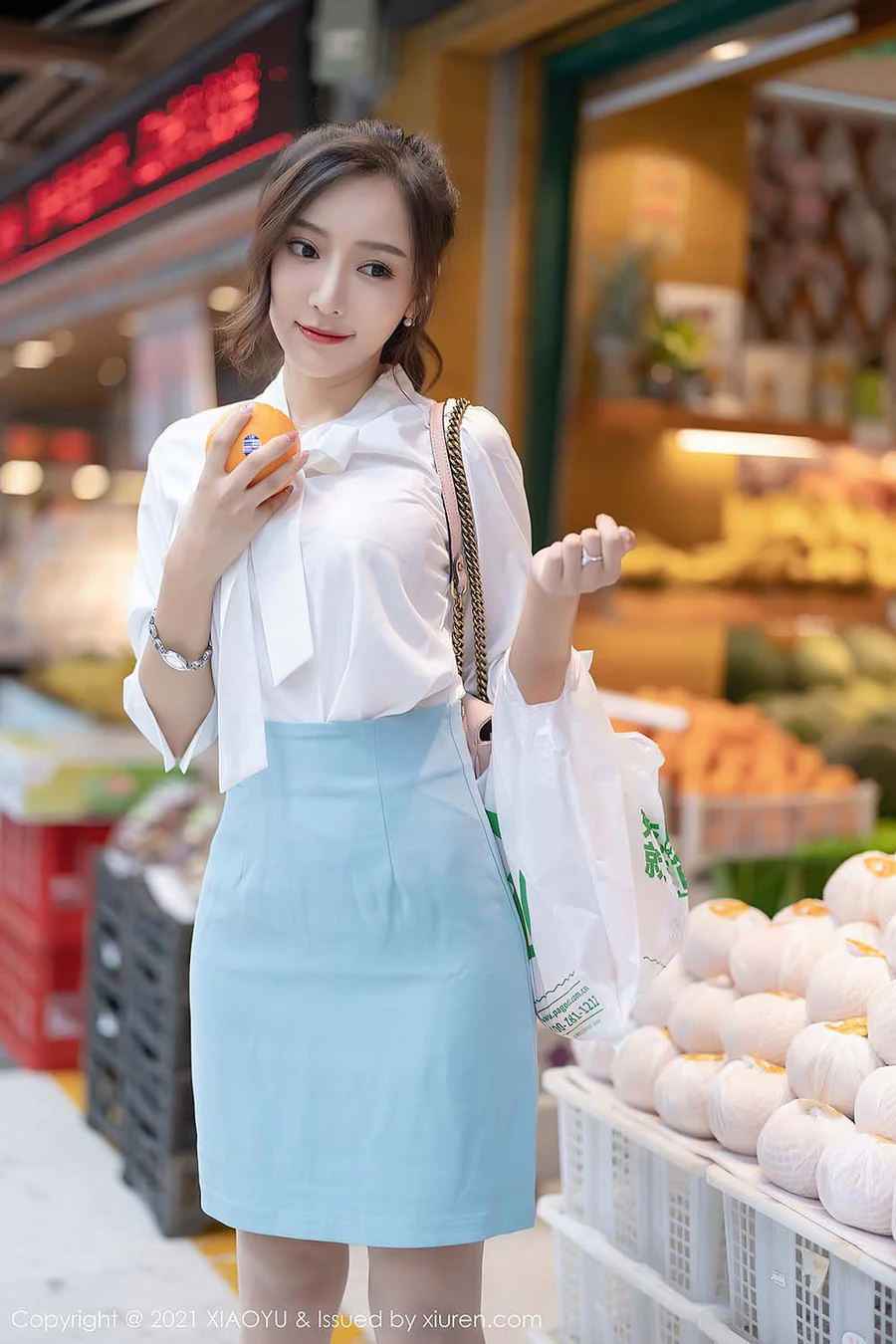 [XIAOYU语画界]2021.10.19 VOL.635 淡雅多姿的OL 王馨瑶yanni XIAOYU语画界-第1张