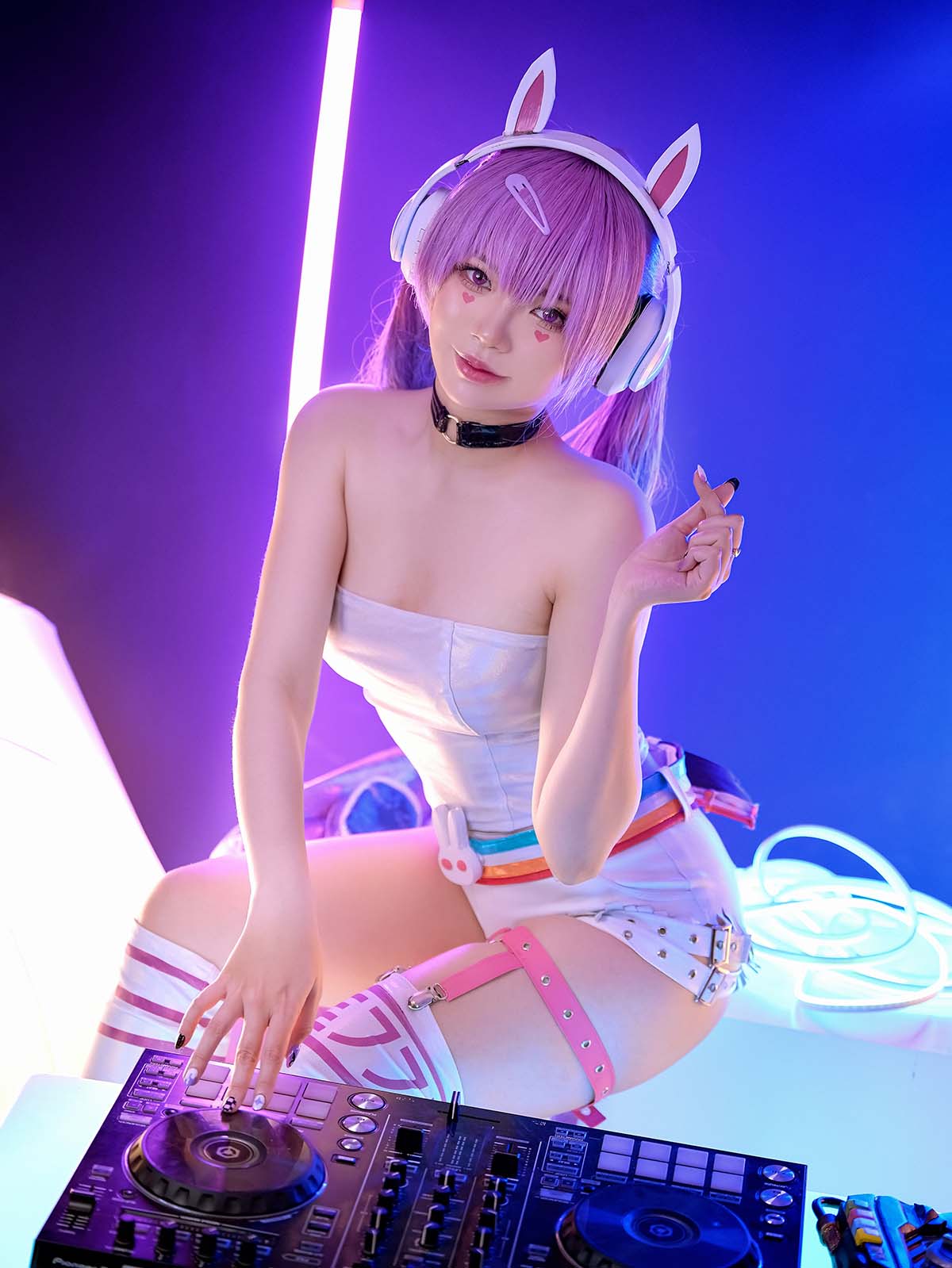 ZinieQ – Dva EDM (Overwatch 2) Cosplay-第1张