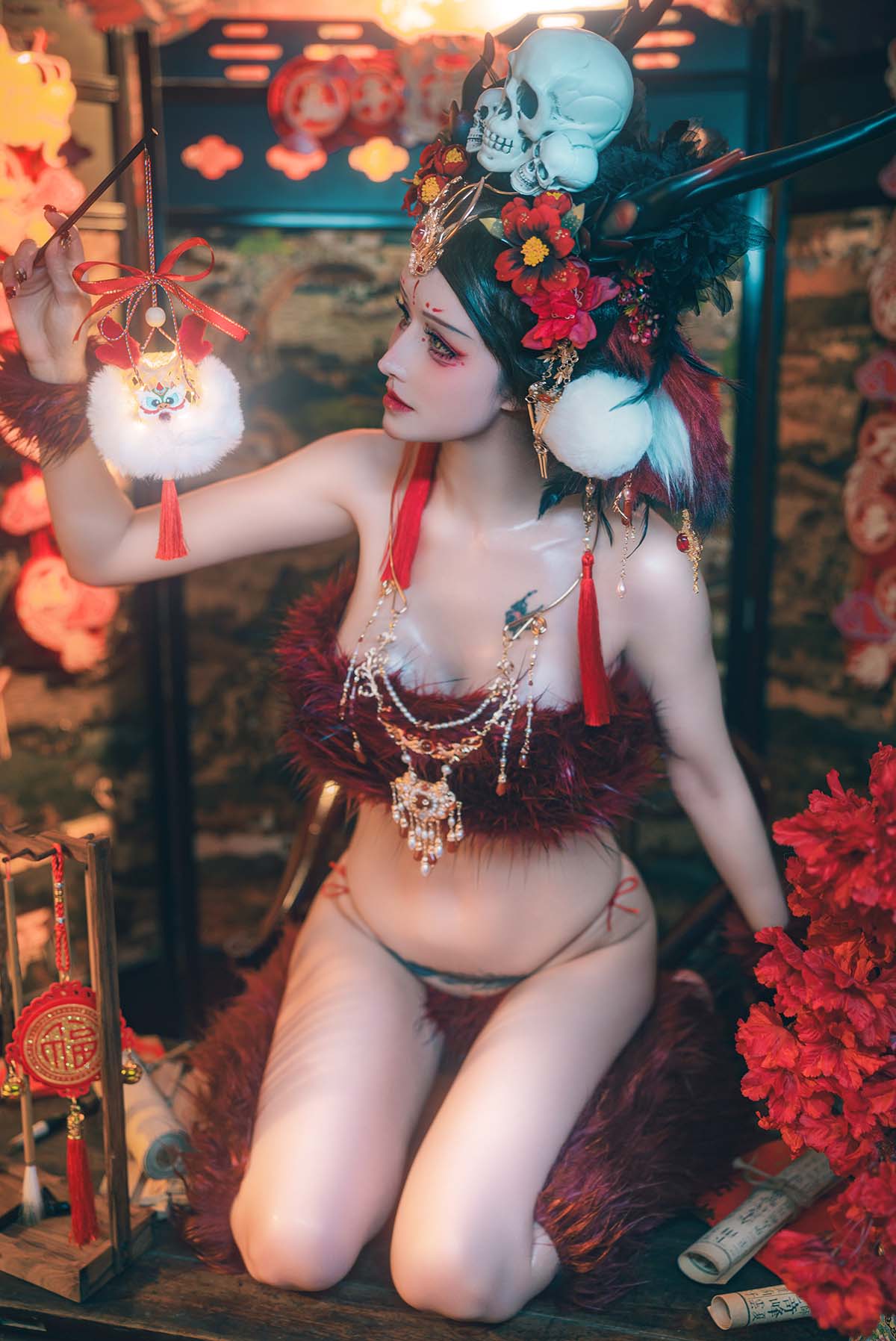 鹿八岁 – 闯进我家的凶凶年兽 Cosplay-第1张