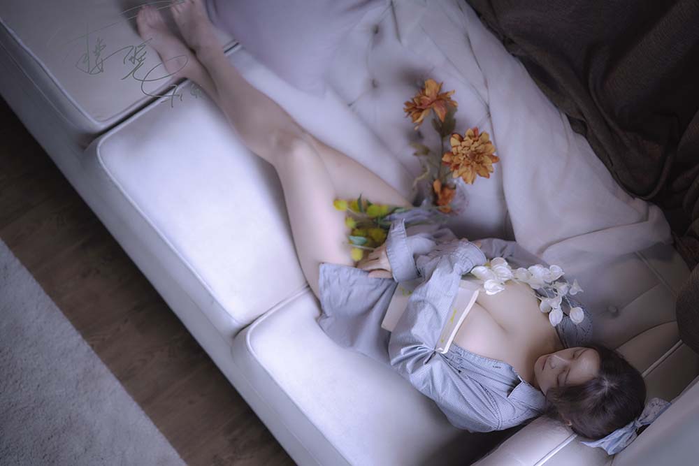 樱晚gigi – 你的衬衫 Cosplay-第2张