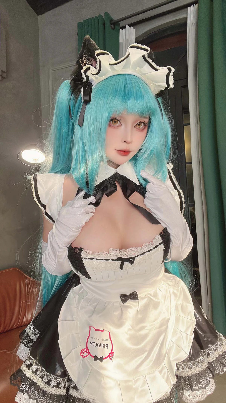 Sayo Momo – NIKKE Privaty Maid Cosplay-第1张