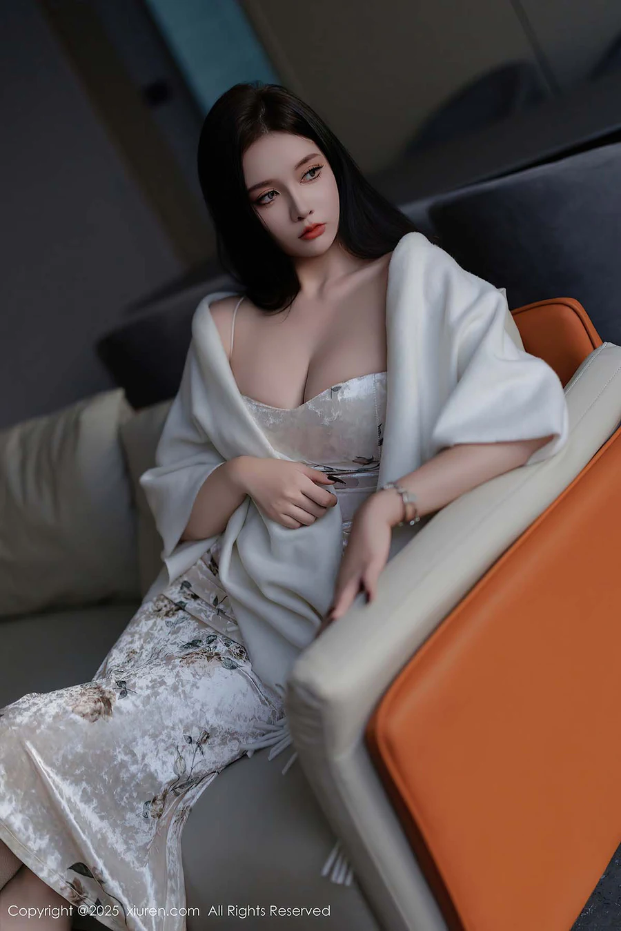 [Xiuren秀人网]2025.02.18 NO.9899 娜比 Xiuren秀人网-第1张