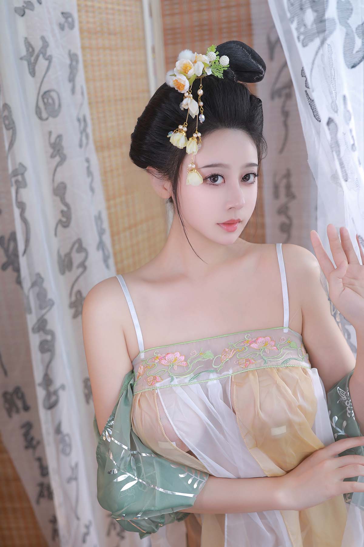 奈汐酱nice – 古风青纱曦 Cosplay-第1张