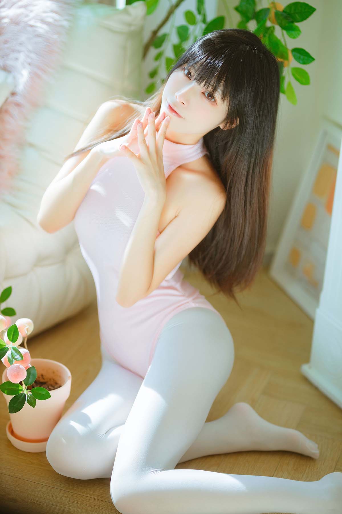 三無人型 – 白丝桃子 Cosplay-第1张