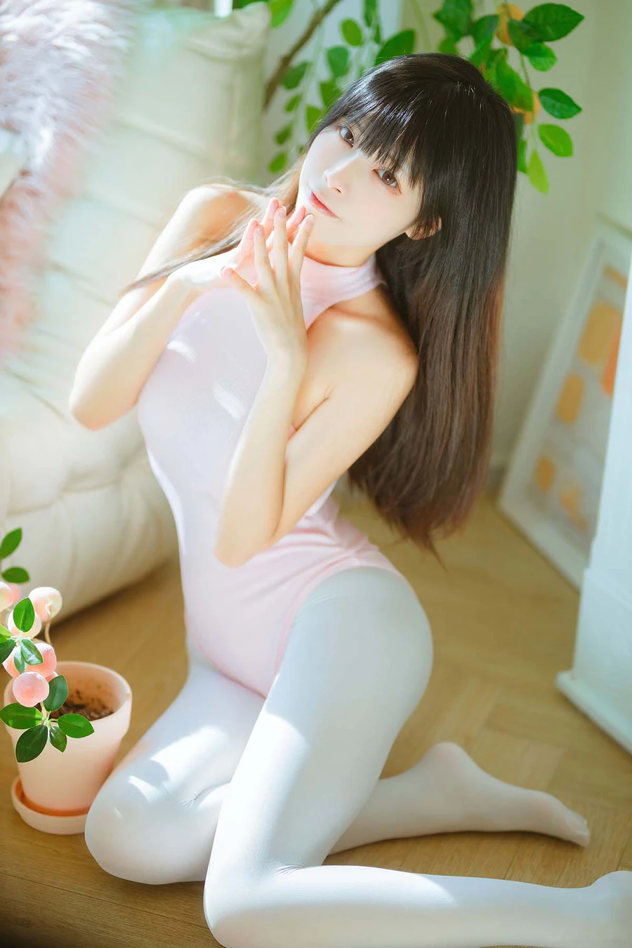 三無人型 – 白丝桃子 Cosplay-第1张