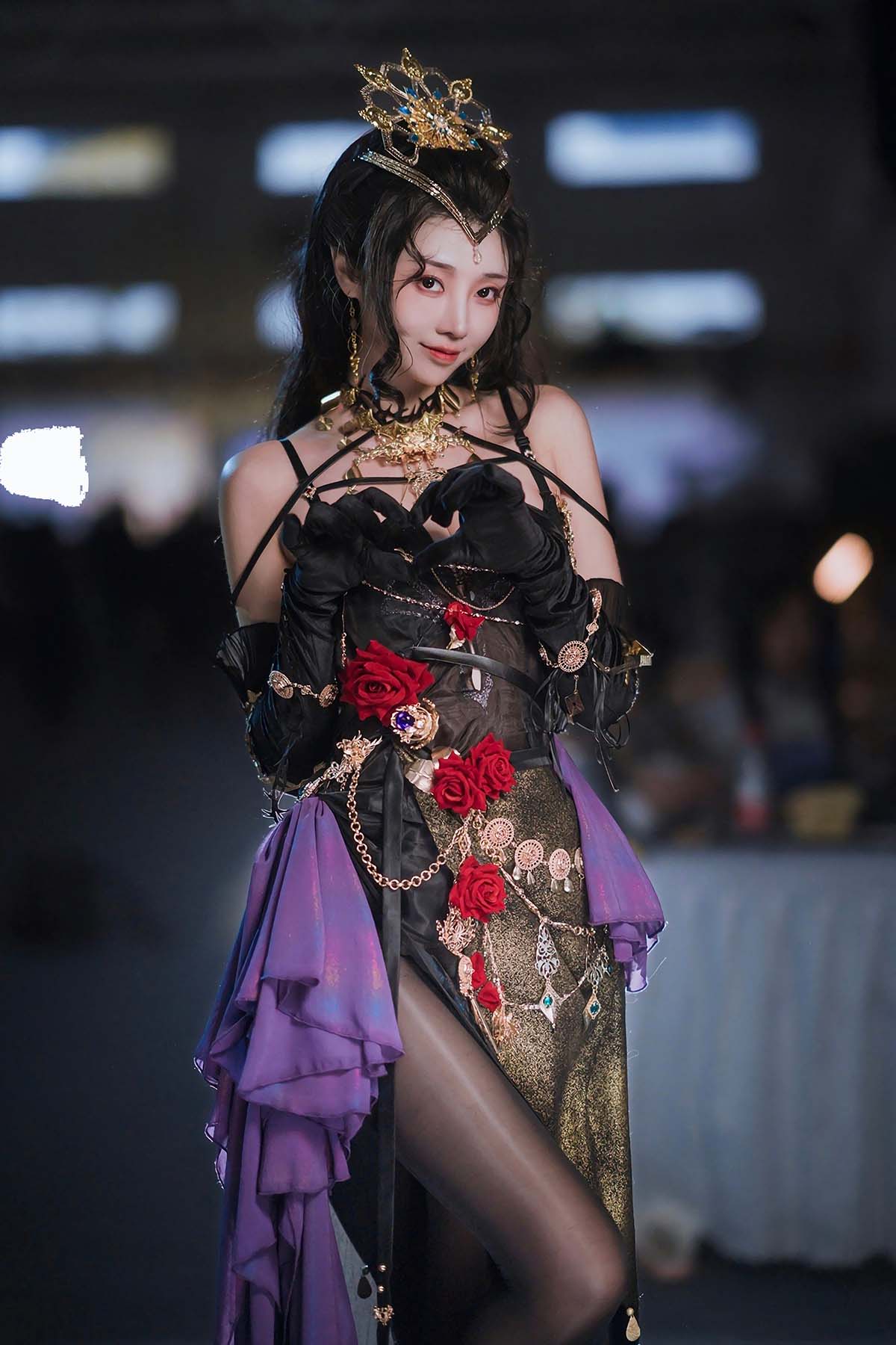 走路摇zly – 迦南夜吻 Cosplay-第1张