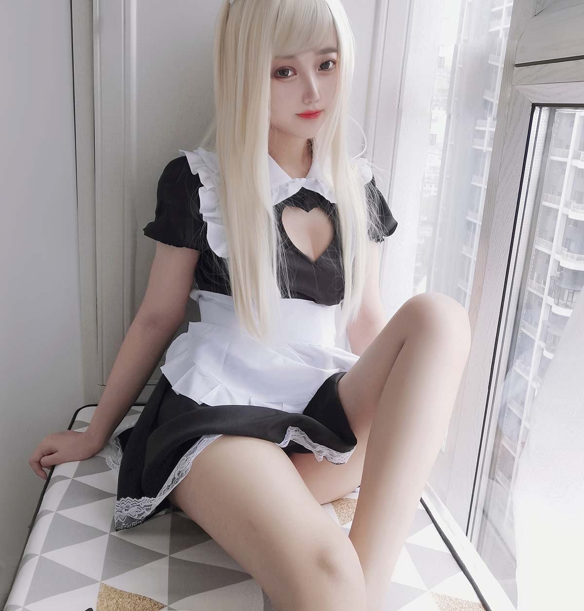 eloise软软 – 女仆长裙 Cosplay-第1张