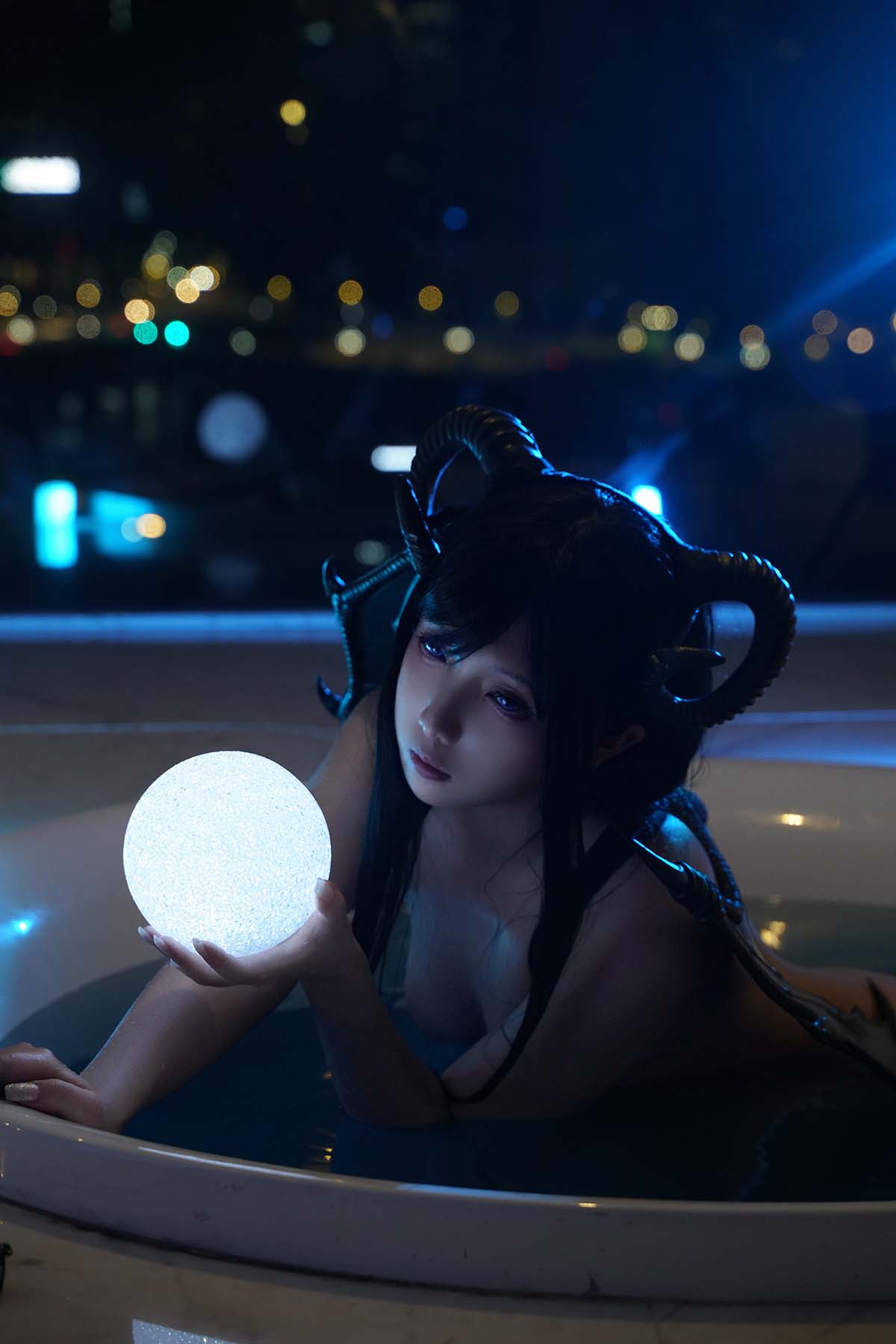 小和甜酒 – 恶魔 Cosplay-第1张