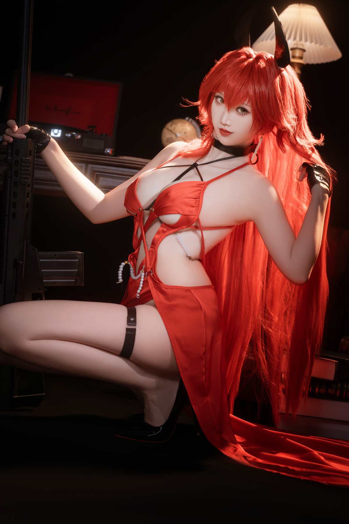 面饼仙儿 – Nikke 小红帽礼服 Cosplay-第1张