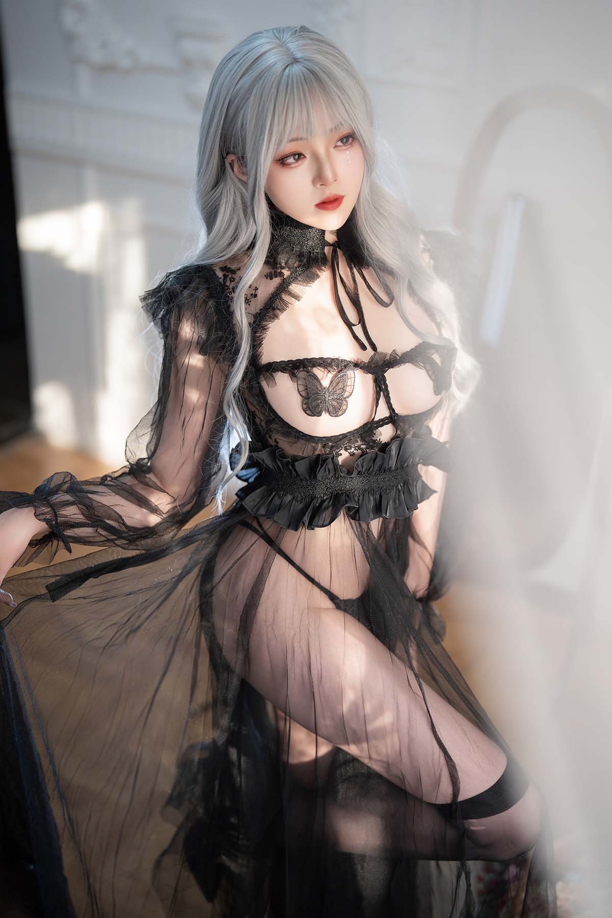 Natsuko夏夏子 – 黑蝴蝶 Cosplay-第1张
