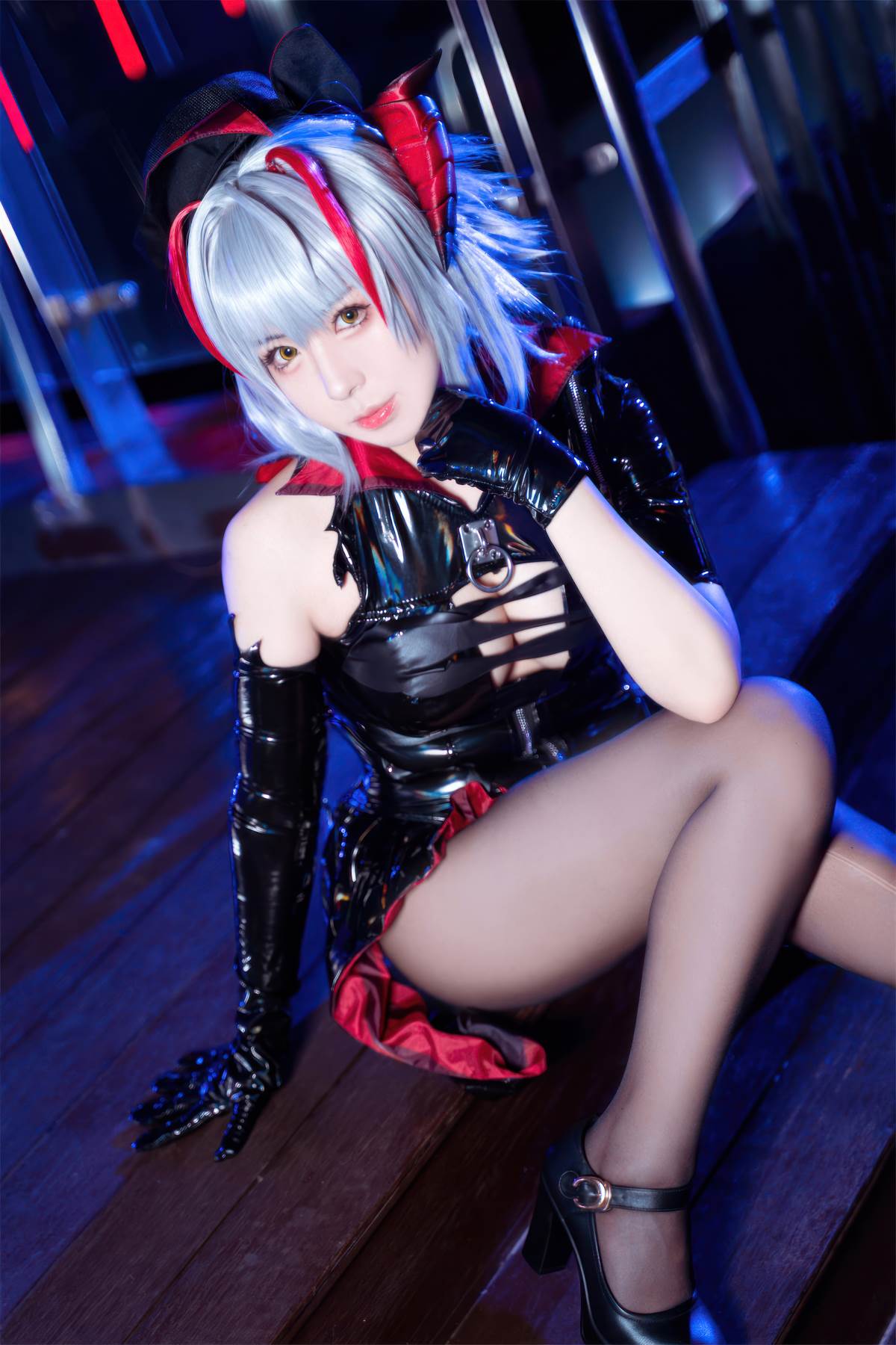 虎森森 – 明日方舟 W 怪盗 Cosplay-第1张