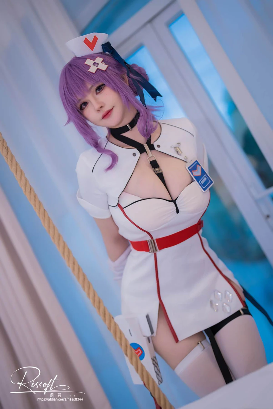 前羽_rr – 禁域降臨 医師 Cosplay-第1张