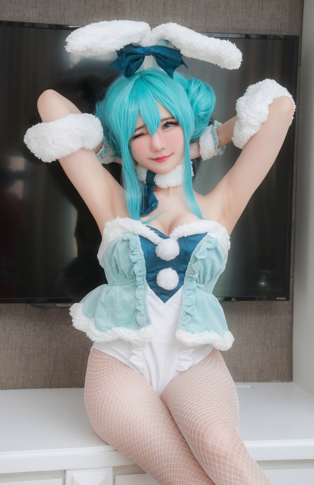 Sally Dorasnow – Miku bunnygir Cosplay-第1张