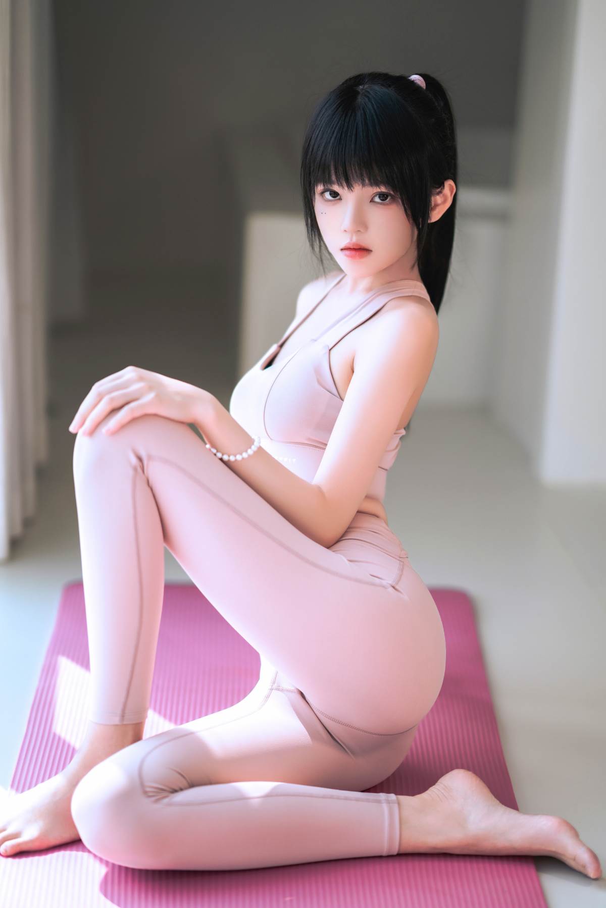 桜桃喵 – 瑜伽服 Cosplay-第1张