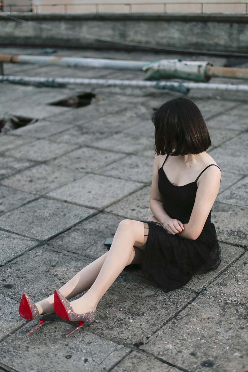 奈丝写真 NO.060 喵璃-从白昼到黑夜，在天台吹吹风 奈丝写真-第1张