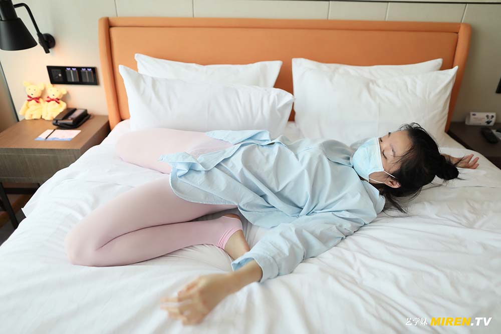 [ROSI艺学妹]2020.05.02 NO.124 ROSI艺学妹-第2张
