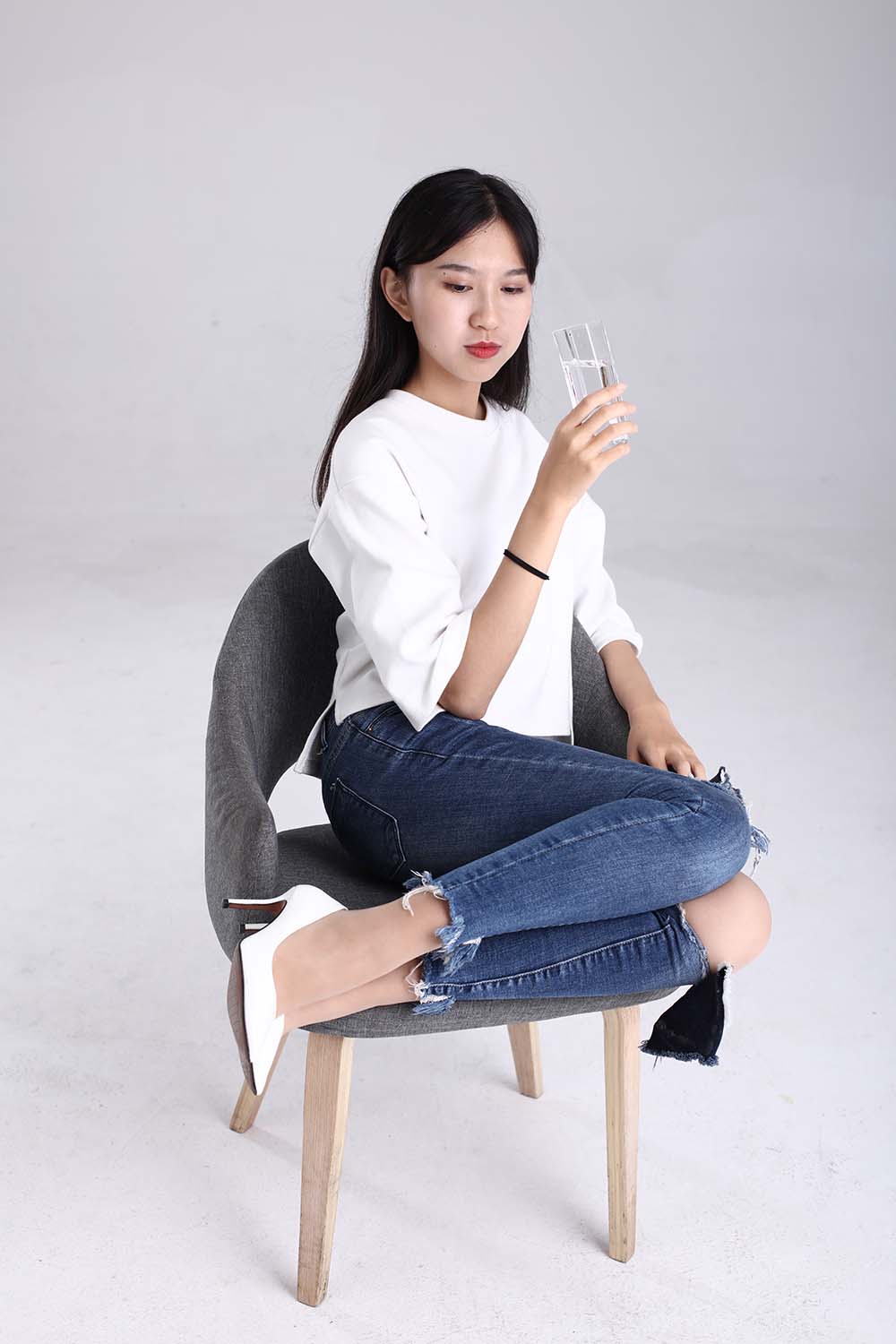 奈丝写真 NO.129 小橙子-居家旅行必备良品之裤里丝 奈丝写真-第1张