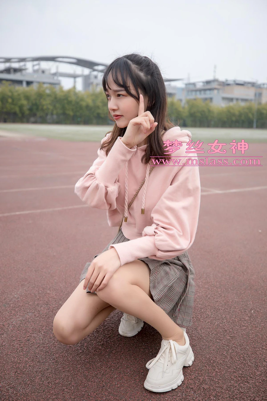 [MSLASS梦丝女神]2019.04.23 NO.001 操场小甜心 玥玥 MSLASS梦丝女神-第2张