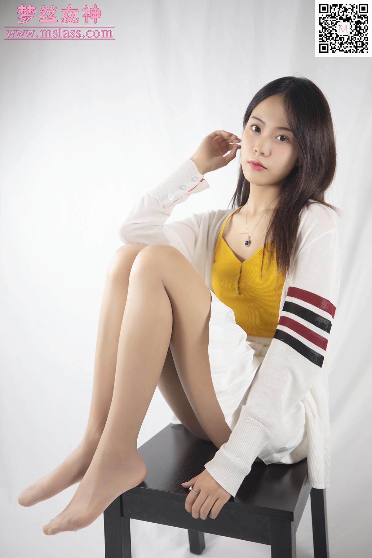 [MSLASS梦丝女神]2019.12.06 NO.075 小糖心 这腿美滋滋 MSLASS梦丝女神-第1张