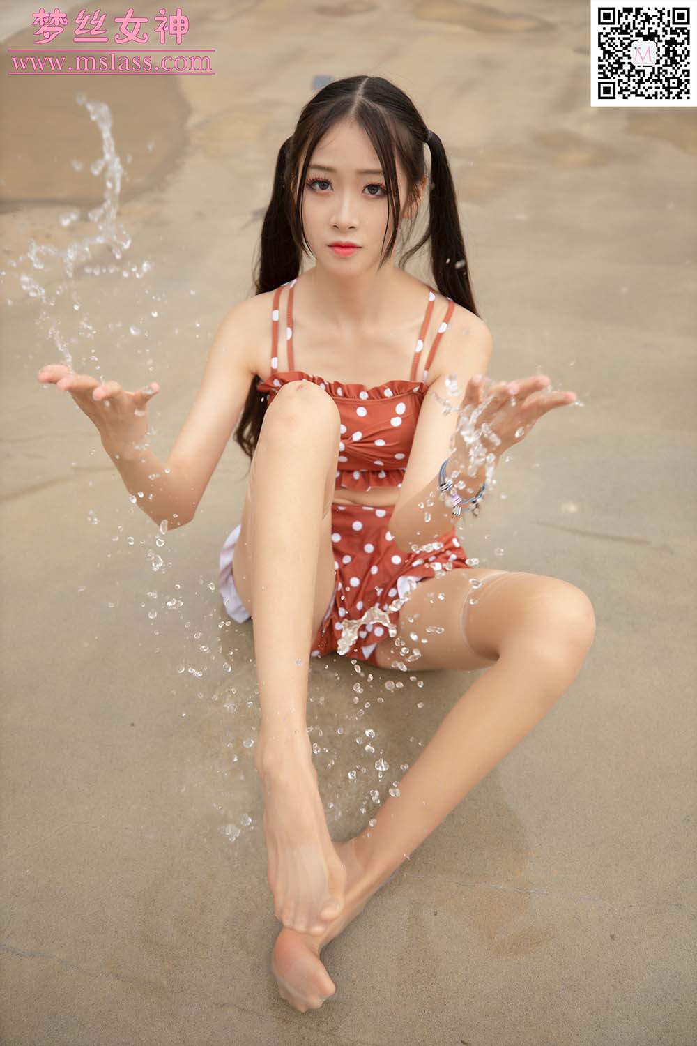 [MSLASS梦丝女神]2020.07.03 NO.119 诗琪《泳池派对》 MSLASS梦丝女神-第1张