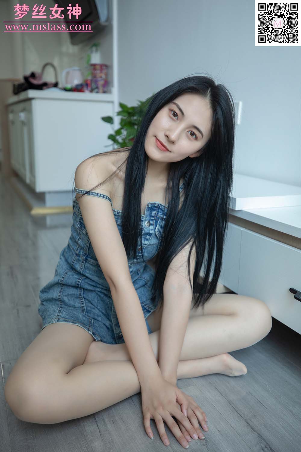 [MSLASS梦丝女神]2020.06.30 NO.118 小允儿《牛仔连衣裙美滋滋》 MSLASS梦丝女神-第2张