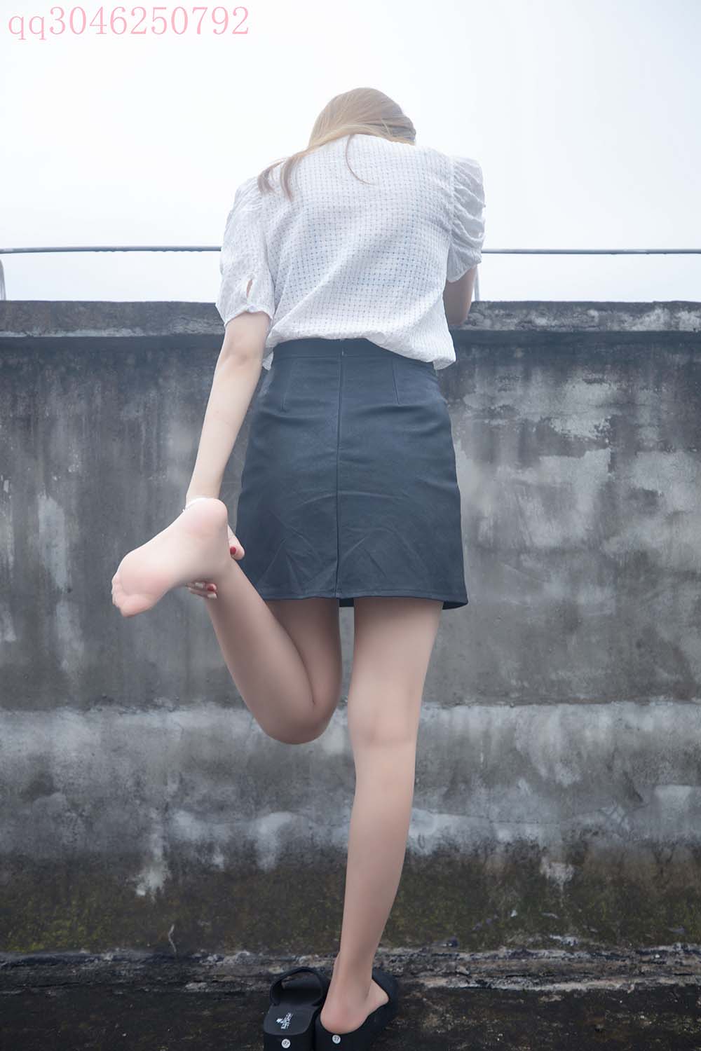 [MSLASS梦丝女神]2021.09.28 NO.161 天台肉丝 王晓瑞 MSLASS梦丝女神-第2张