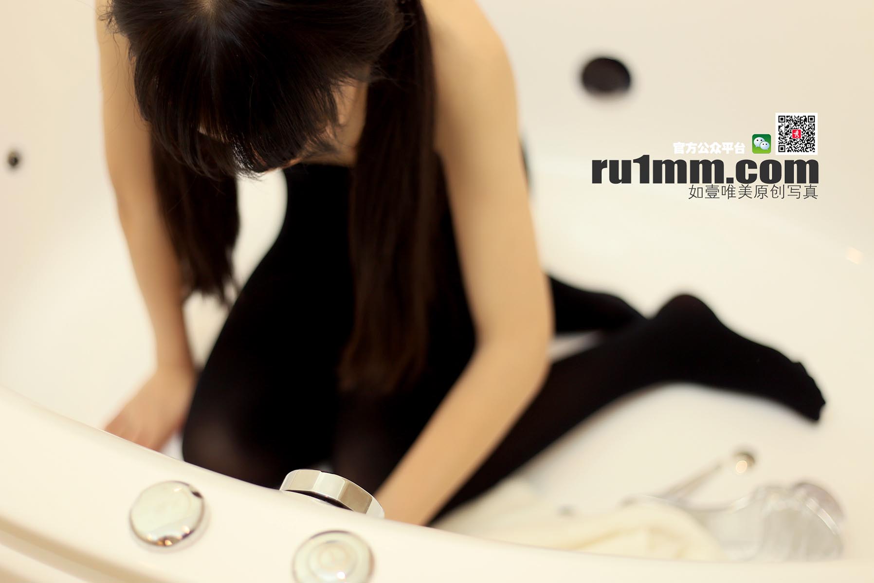 [如壹写真RU1MM]2014-09-14 NO.201 RU1MM如壹写真-第1张