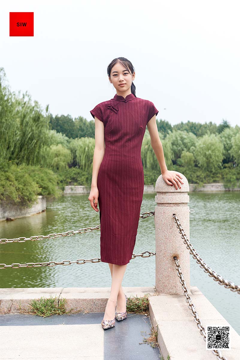 [SIW斯文传媒]VOL.010 湖畔旗袍秀 丽莉 SIW斯文传媒-第2张